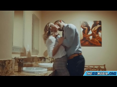 ❤️ Kad krūtiska blondīne pavedina tevi publiskā tualetē ❌ Kaltais porno pie lv.full-porner-com.ru ☑